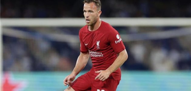 وكيل آرثر يحسم موقف البرازيلي من الاستمرار مع ليفربول