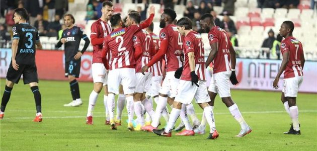 في-غياب-تريزيجيه.-طرابزون-سبور-يسقط-برباعية-أمام-سيفاس-سبور-بـ-الدوري-التركي - يلا شوت | Yalla Shoot | يلا شوت لايف | yalla shoot live | yalla shoot tv في-غياب-تريزيجيه.-طرابزون-سبور-يسقط-برباعية-أمام-سيفاس-سبور-بـ-الدوري-التركي