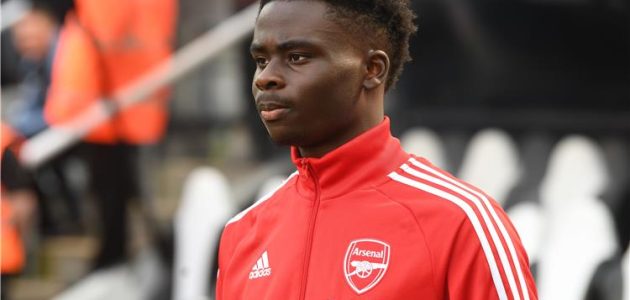 ساكا-يرد-على-انتقادات-جماهير-آرسنال-بعد-تراجع-مستواه-وانهيار-حلم-الدوري-الإنجليزي - يلا شوت | Yalla Shoot | يلا شوت لايف | yalla shoot live | yalla shoot tv ساكا-يرد-على-انتقادات-جماهير-آرسنال-بعد-تراجع-مستواه-وانهيار-حلم-الدوري-الإنجليزي