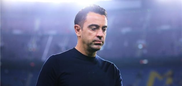 سبورت:-تشافي-يحاول-إقناع-إدارة-برشلونة-ببديل-بوسكيتس-المحتمل